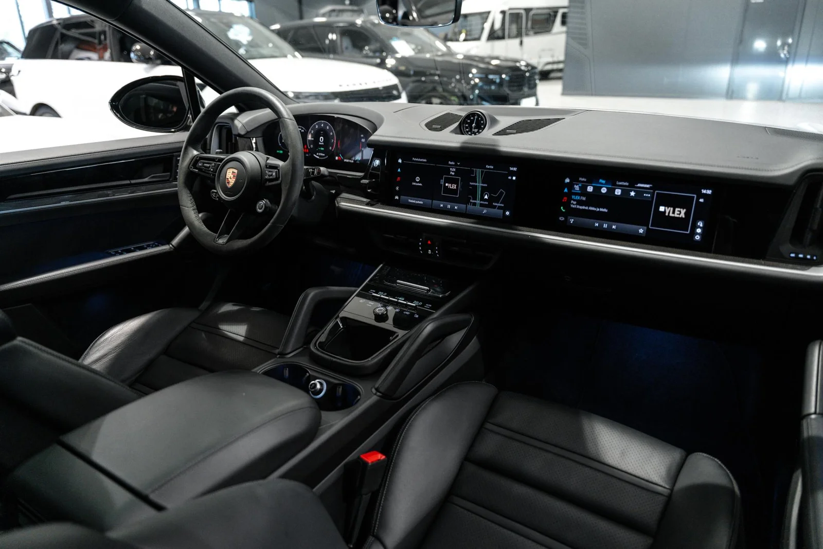 Porsche Cayenne E-Hybrid Coupé Facelift / Suomi-auto, kuva 11