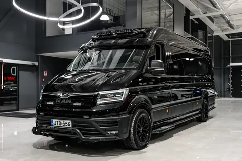 MAN TGE 3.180 4X4 4490L Extrapitkä NÄYTTÄVÄ!