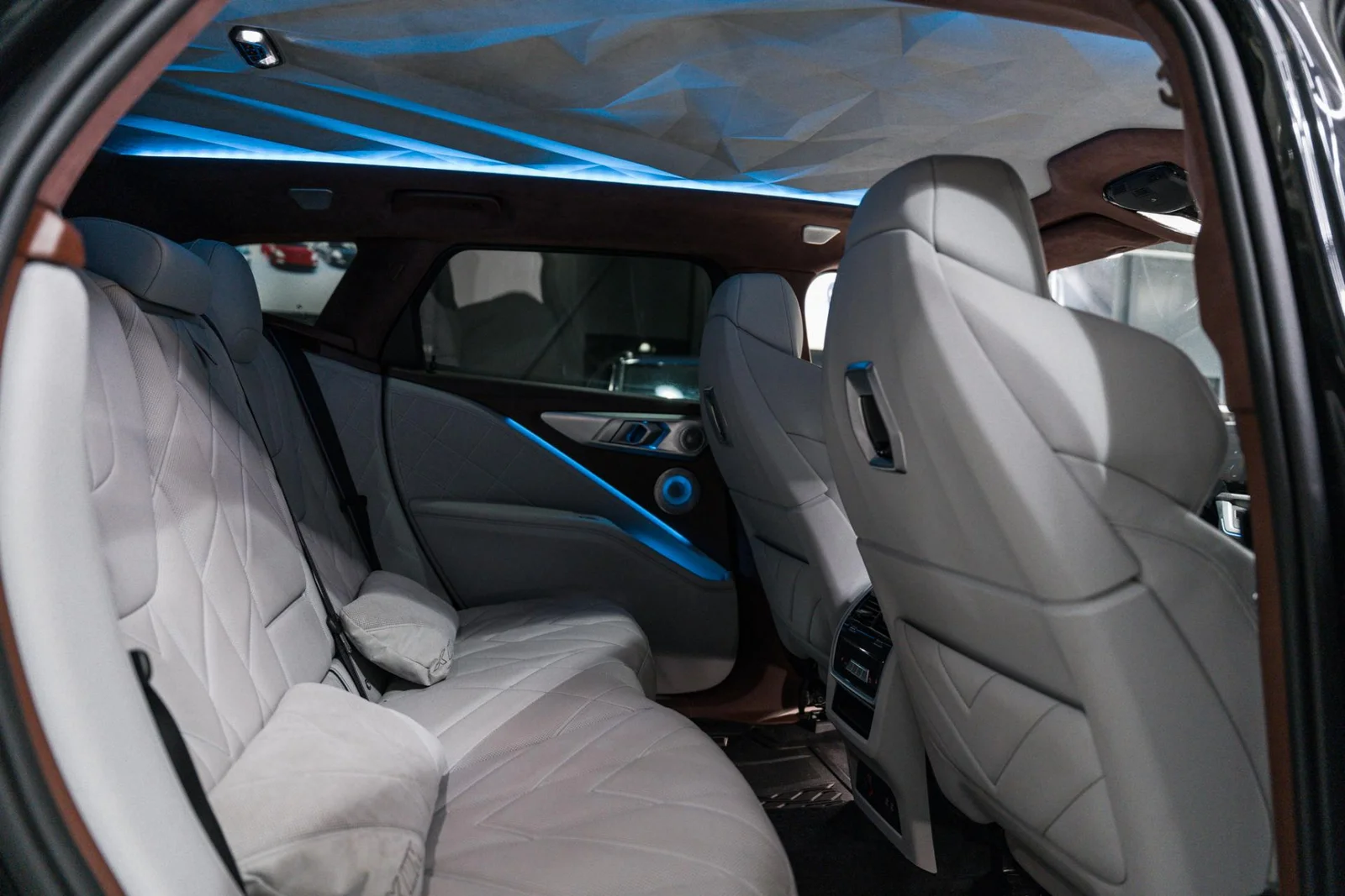 BMW XM G09, kuva 9