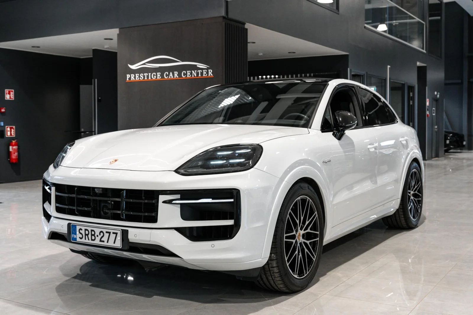 Porsche Cayenne E-Hybrid Coupé Facelift / Suomi-auto, kuva 3