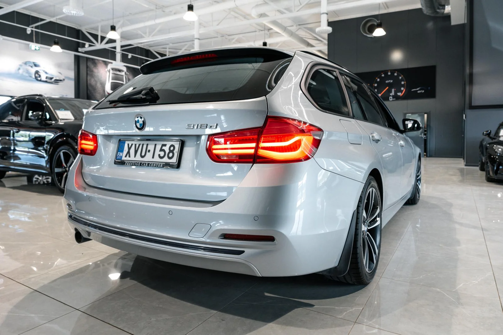 BMW 318 F31 Touring 318d A Business Exclusive Sport / Suomi-auto, kuva 7