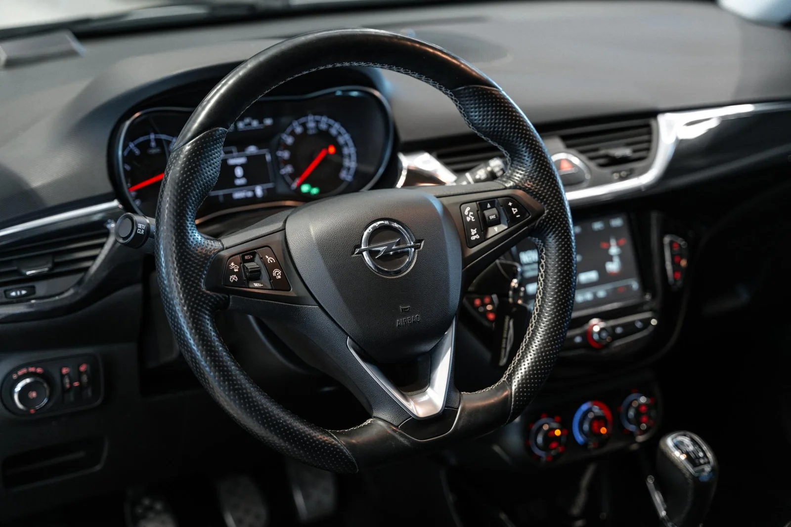 Opel Corsa OPC 1,6 Turbo 152kW MT6 Suomi-auto, kuva 12