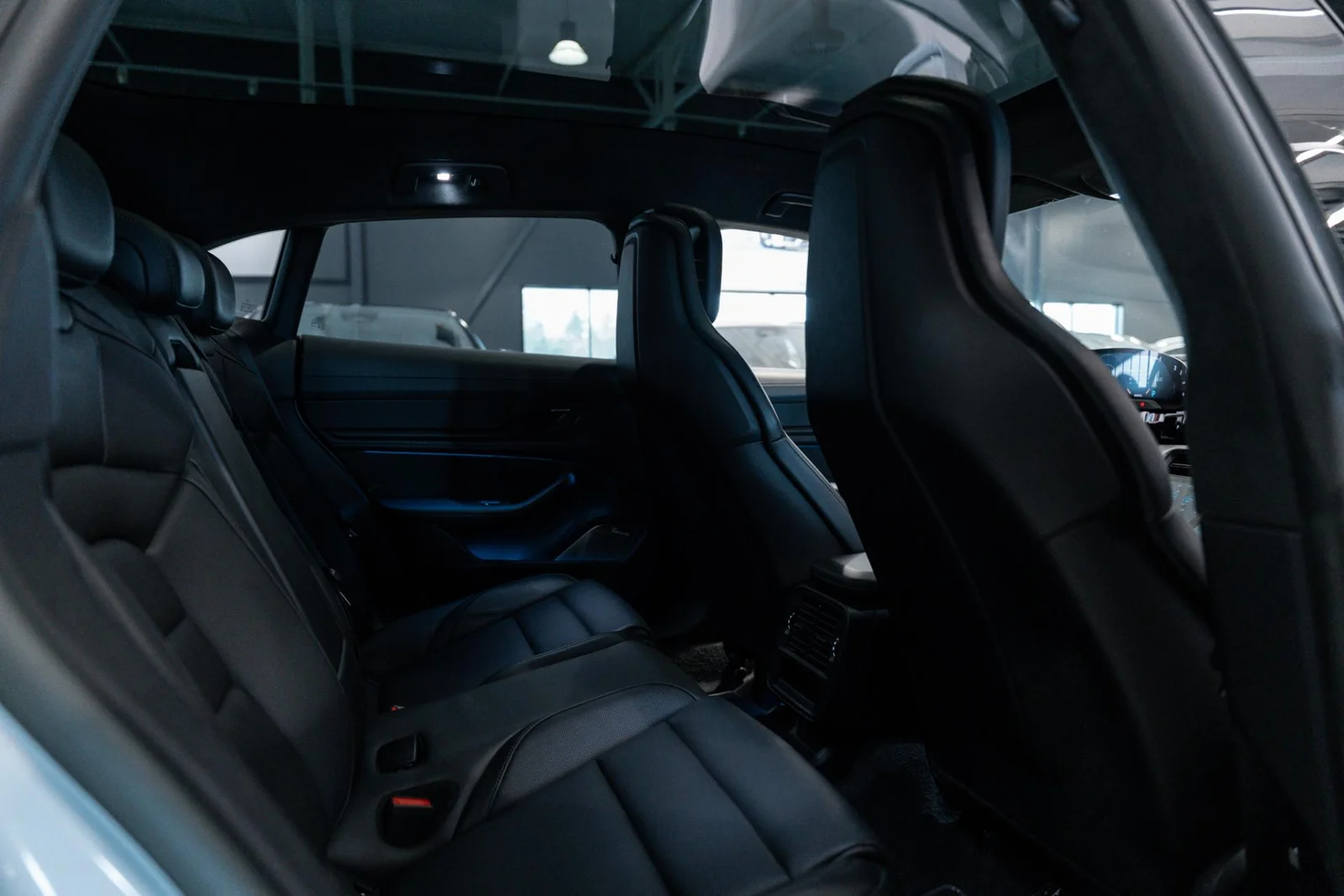 Porsche Taycan GTS Sport Turismo HUIPPUVARUSTELTU!, kuva 10