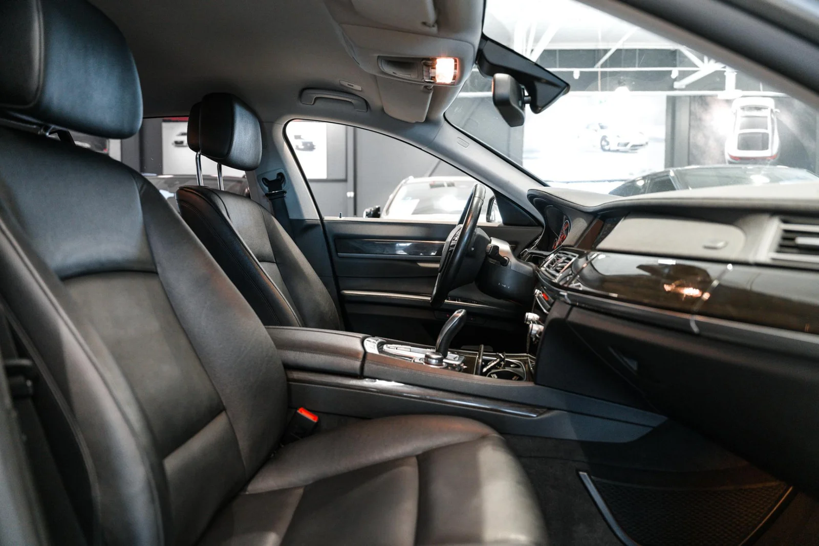 BMW 730 TwinPower Turbo A xDrive F01 Sedan, kuva 8