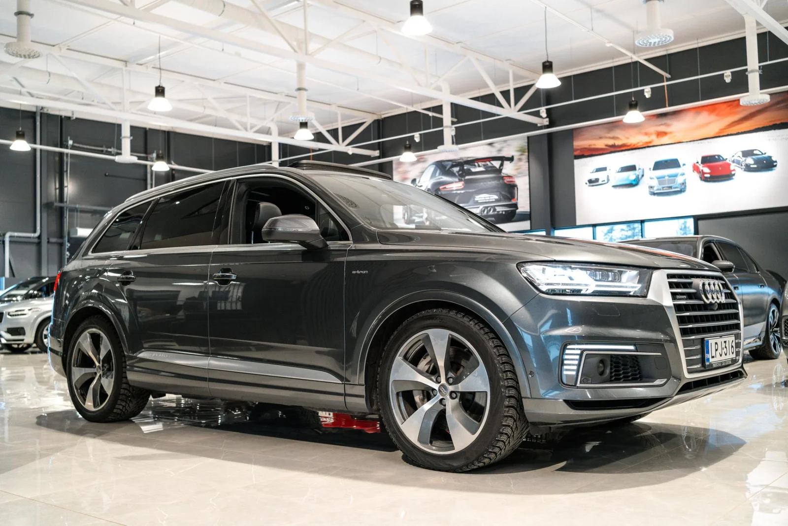 Audi Q7 Business 3,0 V6 TDI e-tron quattro tiptronic S-line HUIPPUVARUSTELTU!, kuva 5