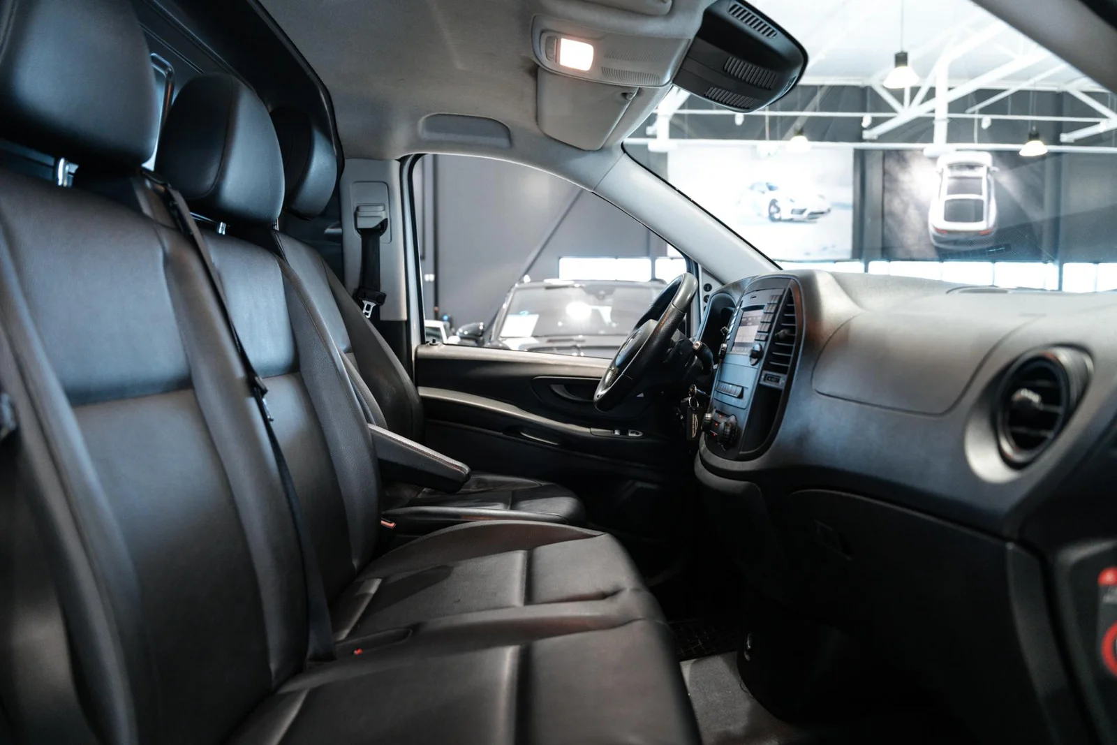 Mercedes-Benz Vito 119CDI 4x4-3,2/32K keskipitkä A2 A HUIPPUVARUSTELTU!, kuva 7