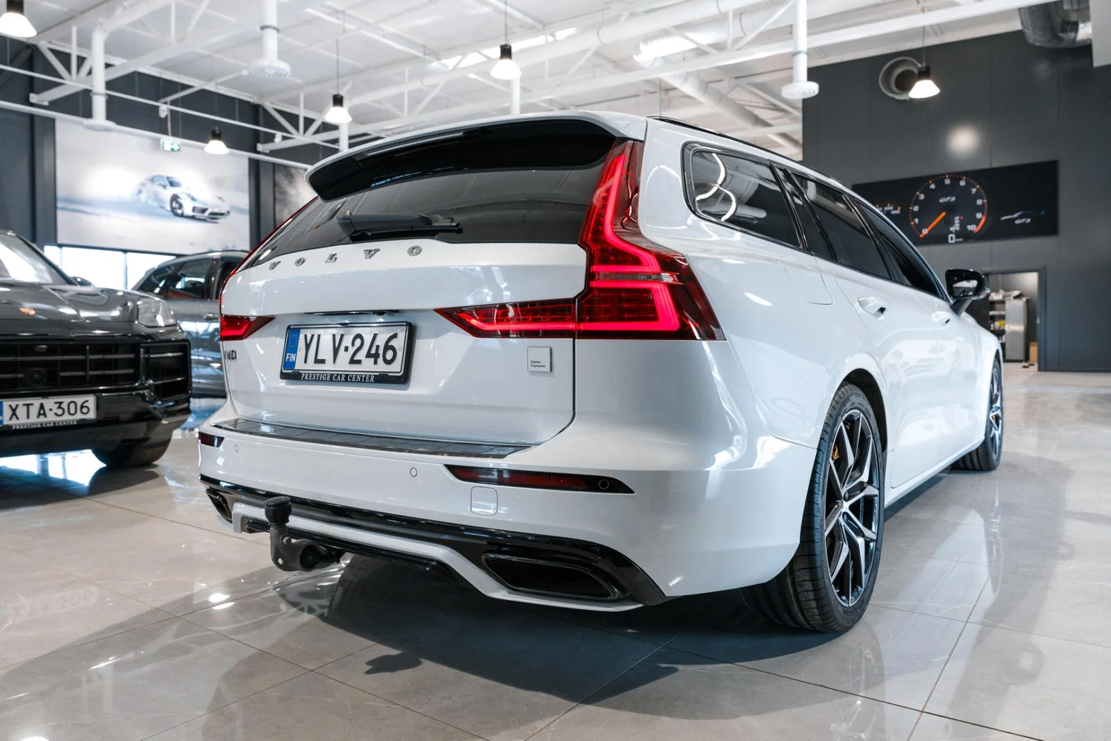 Volvo V60 T8 AWD Long Range Polestar Engineered Edition aut, kuva 7