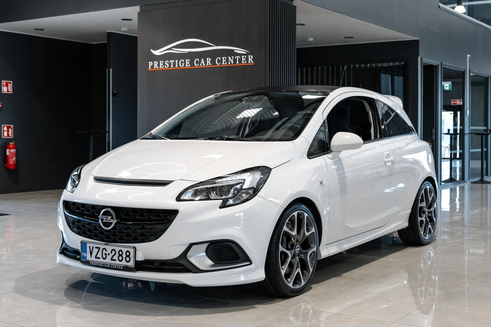 Opel Corsa OPC 1,6 Turbo 152kW MT6 Suomi-auto, kuva 2