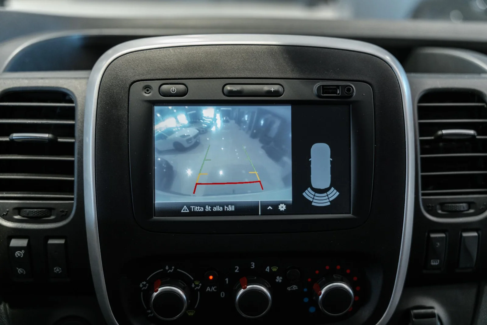 Renault Trafic dCi 120 L2H1 6,0m3 Navi Edition, kuva 12