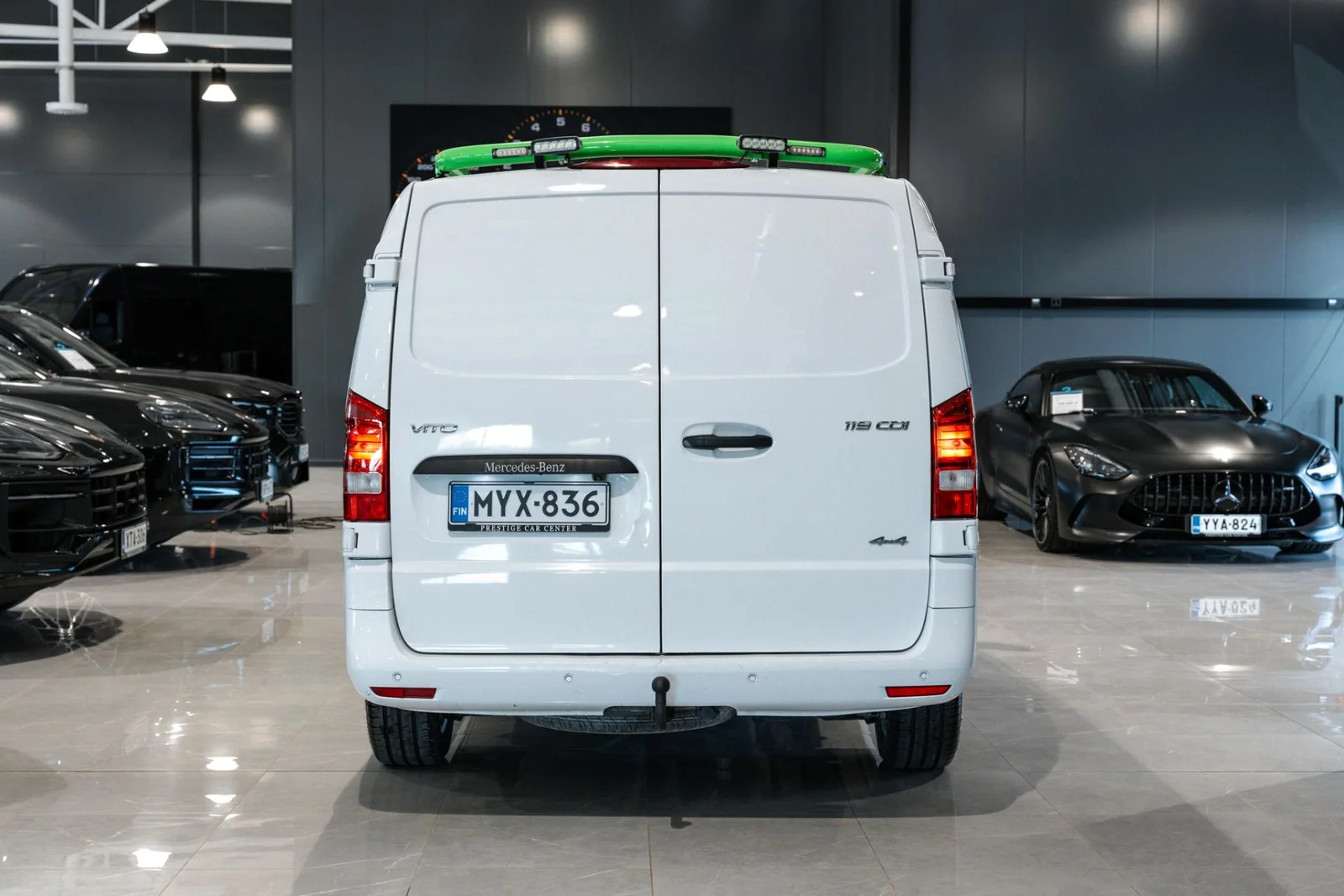 Mercedes-Benz Vito 119CDI 4x4-3,2/32K keskipitkä A2 A HUIPPUVARUSTELTU!, kuva 5