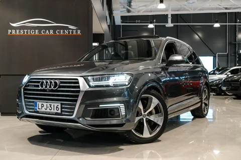 Audi Q7 Business 3,0 V6 TDI e-tron quattro tiptronic S-line HUIPPUVARUSTELTU!