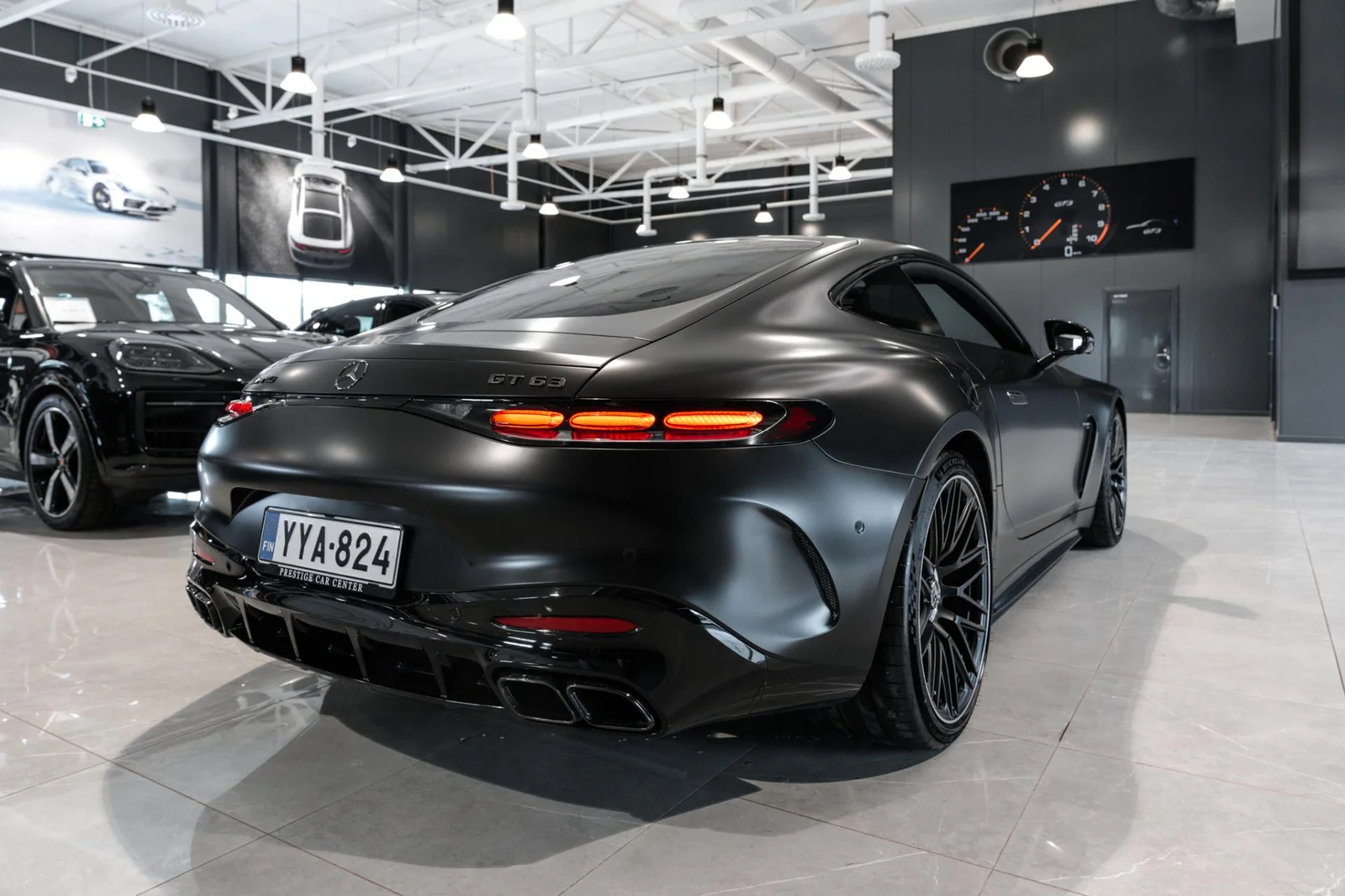 Mercedes-Benz AMG GT Mercedes-AMG GT 63 4MATIC+ HUIPPUVARUSTELTU!, kuva 7