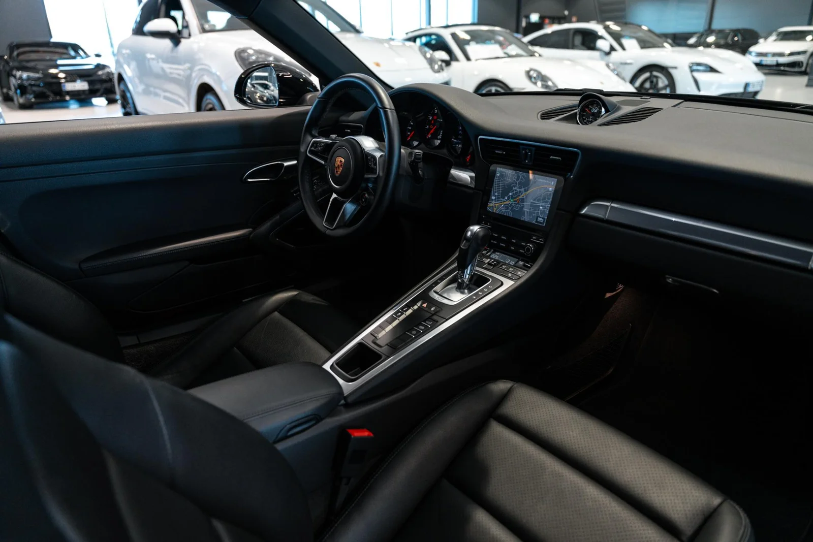 Porsche 911 Carrera Coupé PDK Sport-putkisto Sport Chrono BOSE PDLS PASM, kuva 10