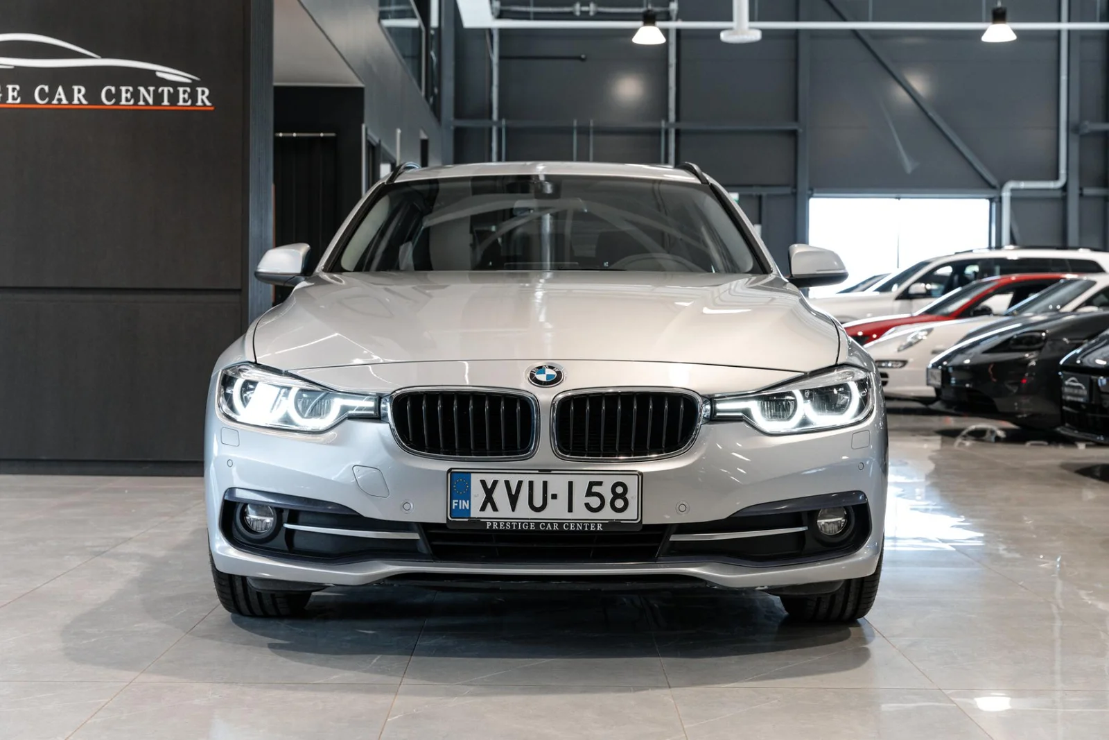 BMW 318 F31 Touring 318d A Business Exclusive Sport / Suomi-auto, kuva 3