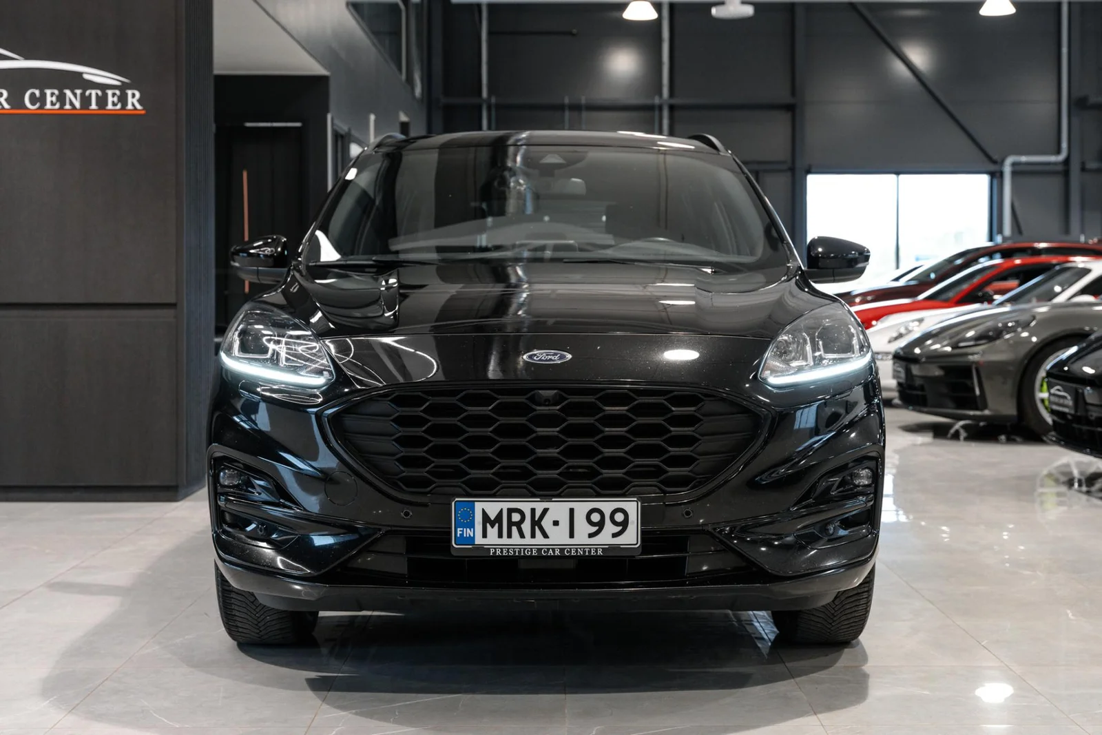 Ford Kuga 2,5 Ladattava hybridi (PHEV) 225hv CVT FWD ST-Line 5-ovinen, kuva 3
