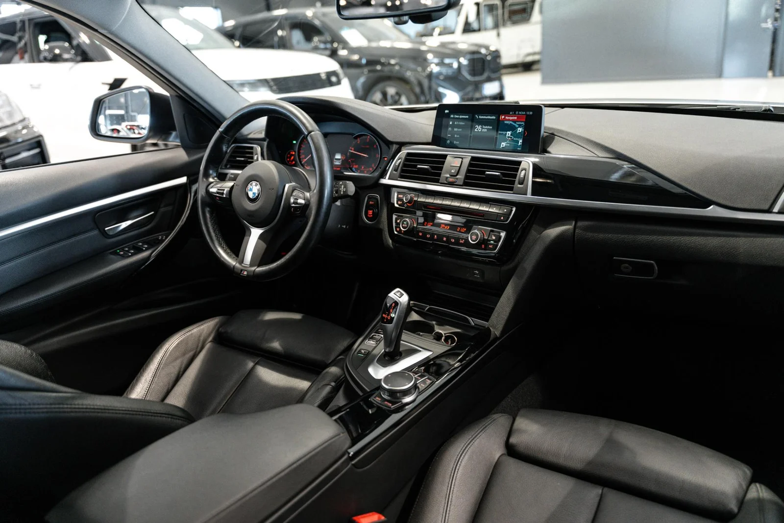 BMW 318 F31 Touring 318d A Business Exclusive Sport / Suomi-auto, kuva 10