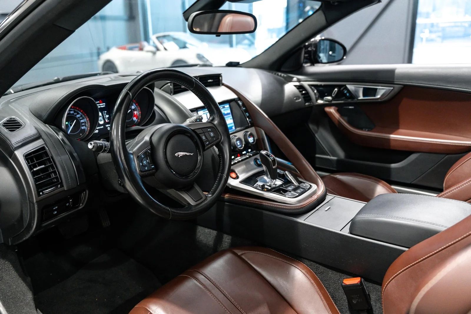 Jaguar F-type 3,0 V6 340PS Convertible, kuva 9