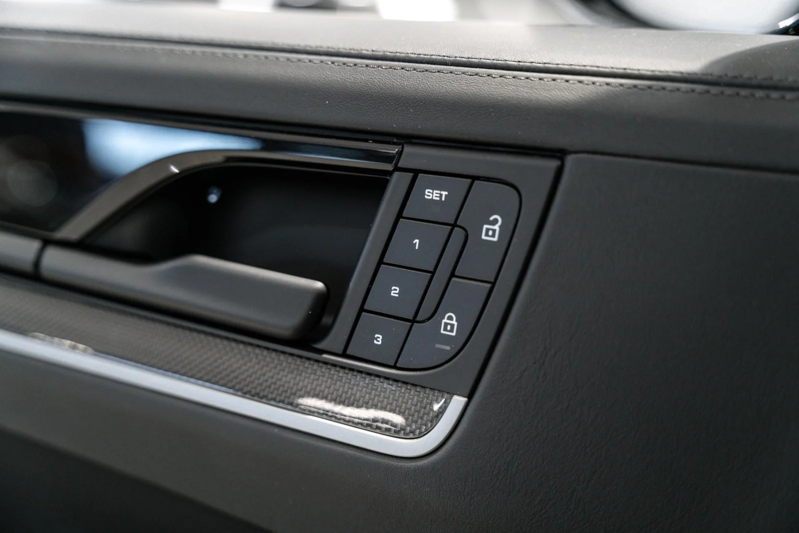 Porsche Cayenne E-Hybrid Coupé Facelift / Suomi-auto, kuva 14