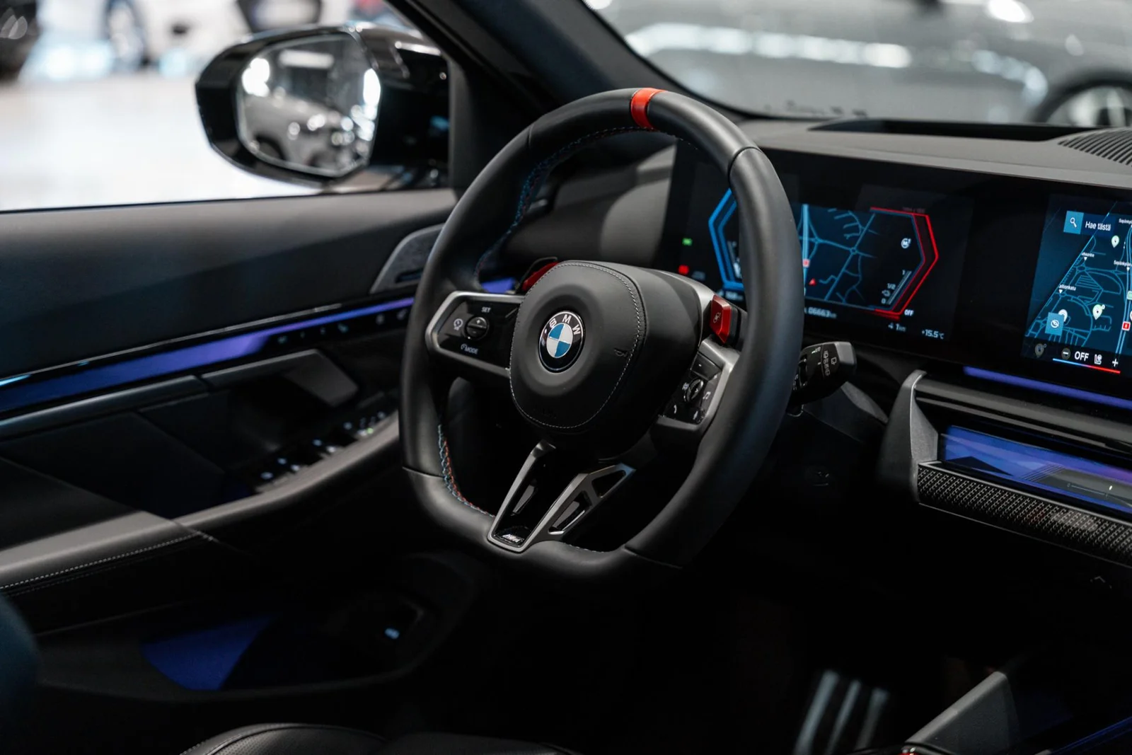 BMW M5 G99 Touring Akrapovic / Vossen / Hiilikuitu, kuva 15