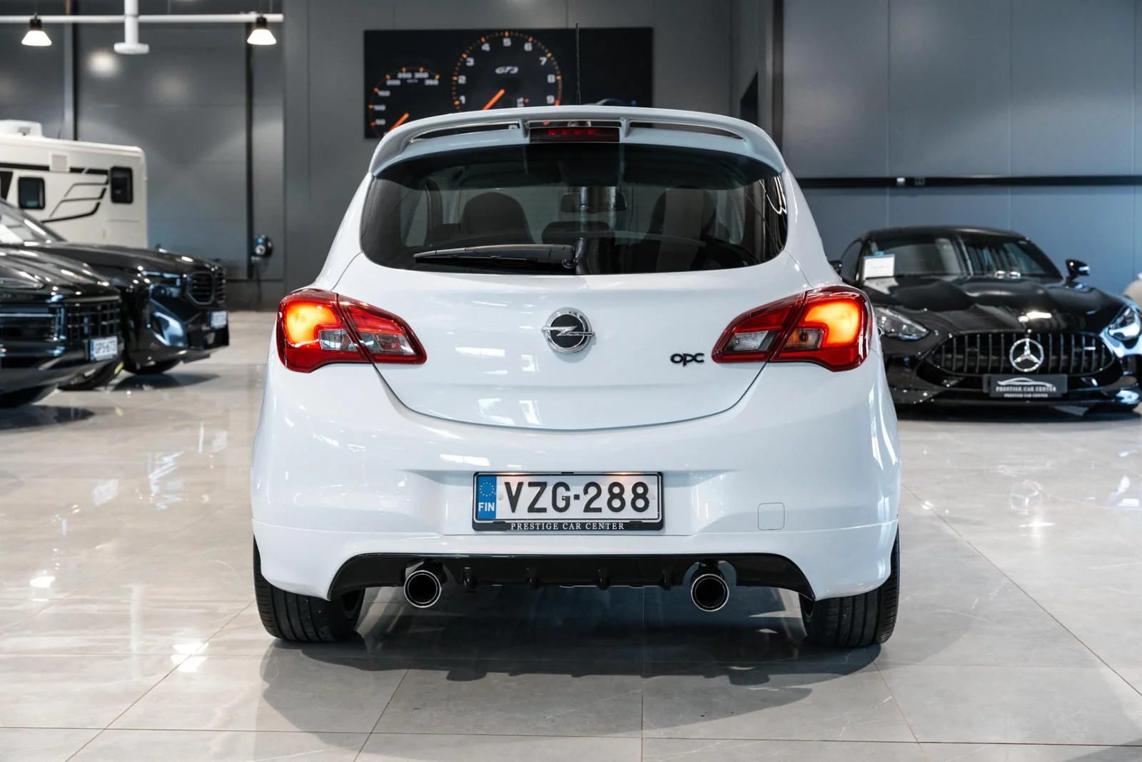 Opel Corsa OPC 1,6 Turbo 152kW MT6 Suomi-auto, kuva 6