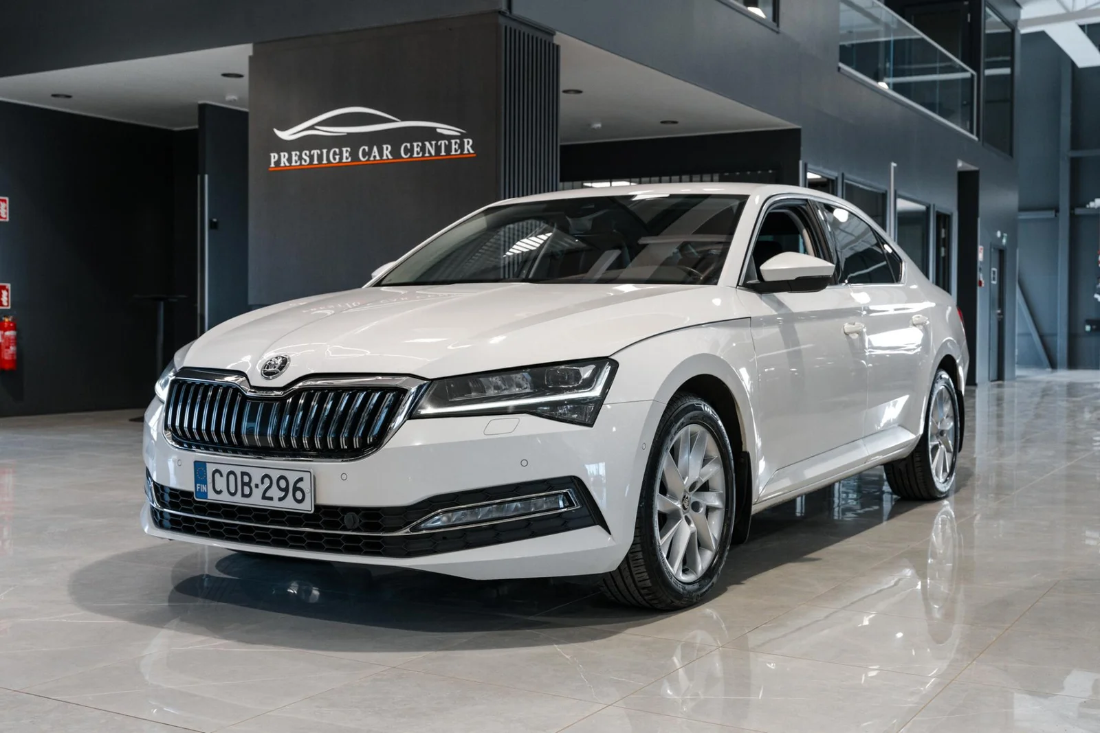 Skoda Superb 2,0 TDI 190 4x4 Style DSG Autom., kuva 2