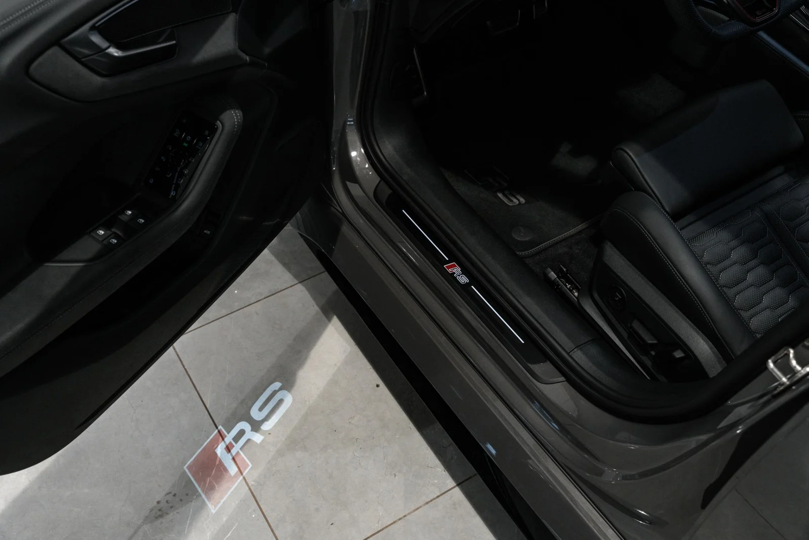 Audi RS5 Avant quattro Sport RS paketti HUIPPUVARUSTELTU!!!, kuva 10