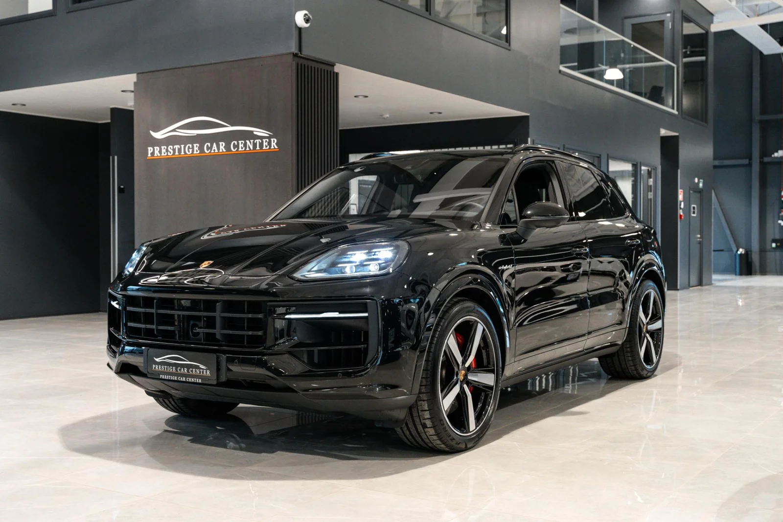 Porsche Cayenne S E-Hybrid / Tähän autoon rahoituskorko 2,99 % + kulut!, kuva 2