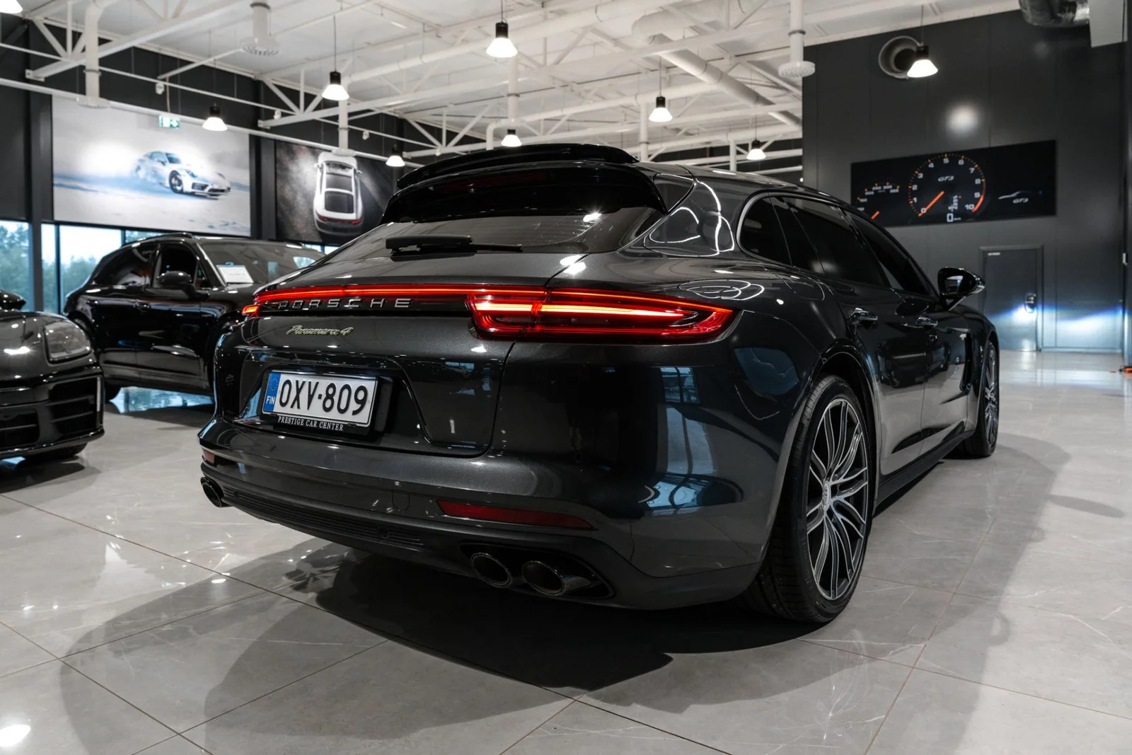 Porsche Panamera 4 E-Hybrid Sport Turismo Sport pakoputkisto / Panoraama, kuva 7