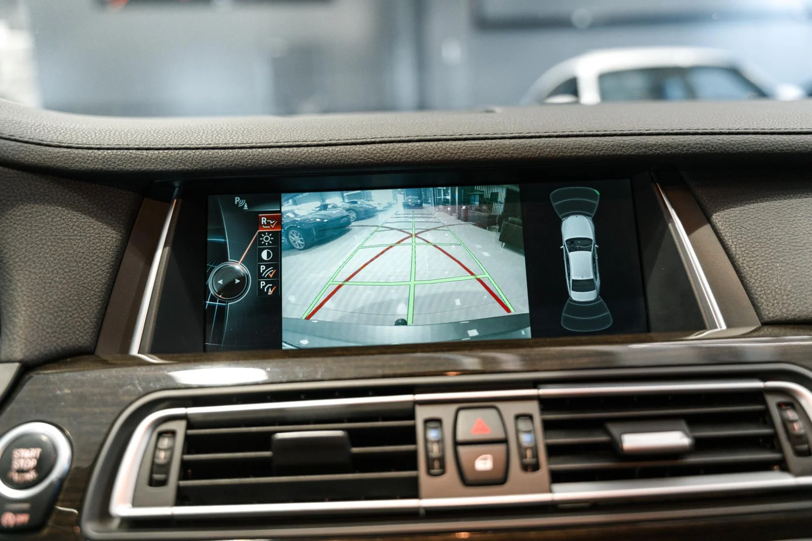 BMW 730 TwinPower Turbo A xDrive F01 Sedan, kuva 15