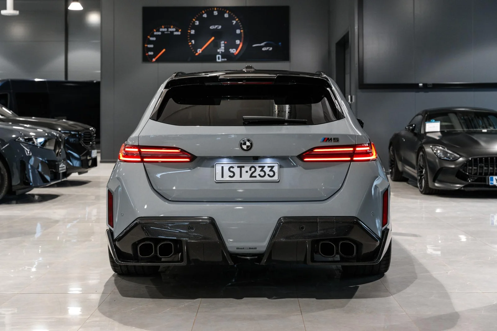 BMW M5 G99 Touring Akrapovic / Vossen / Hiilikuitu, kuva 7