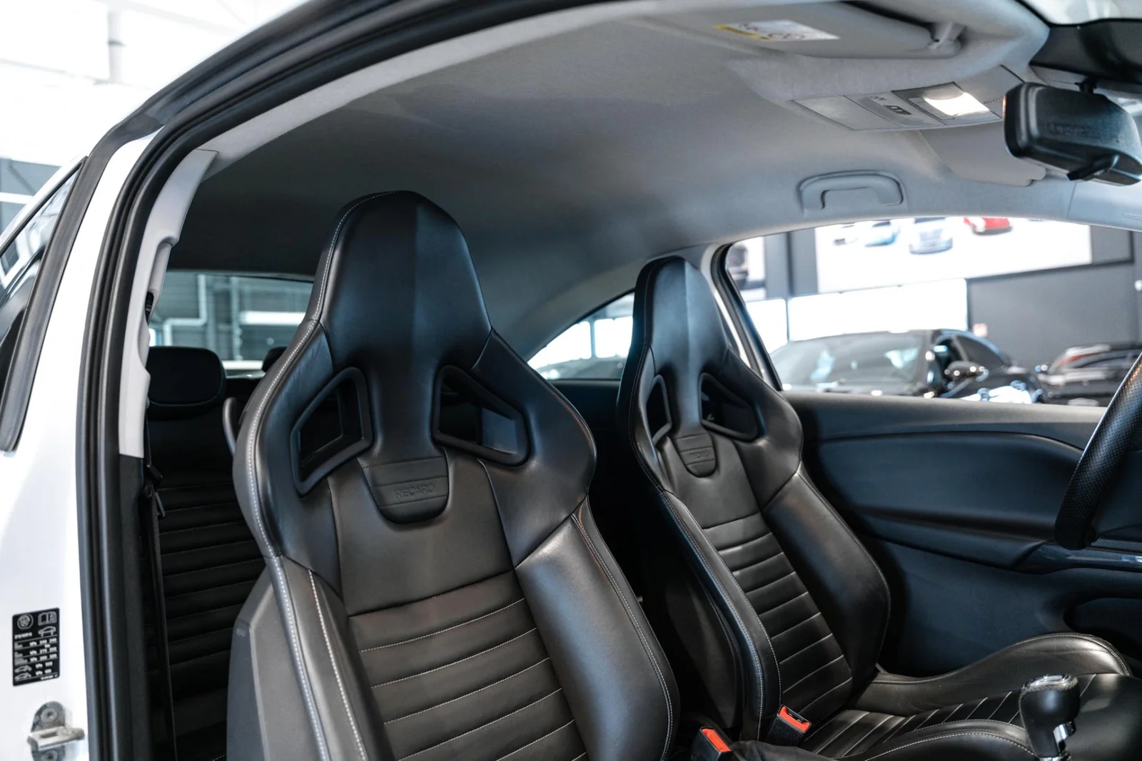 Opel Corsa OPC 1,6 Turbo 152kW MT6 Suomi-auto, kuva 9