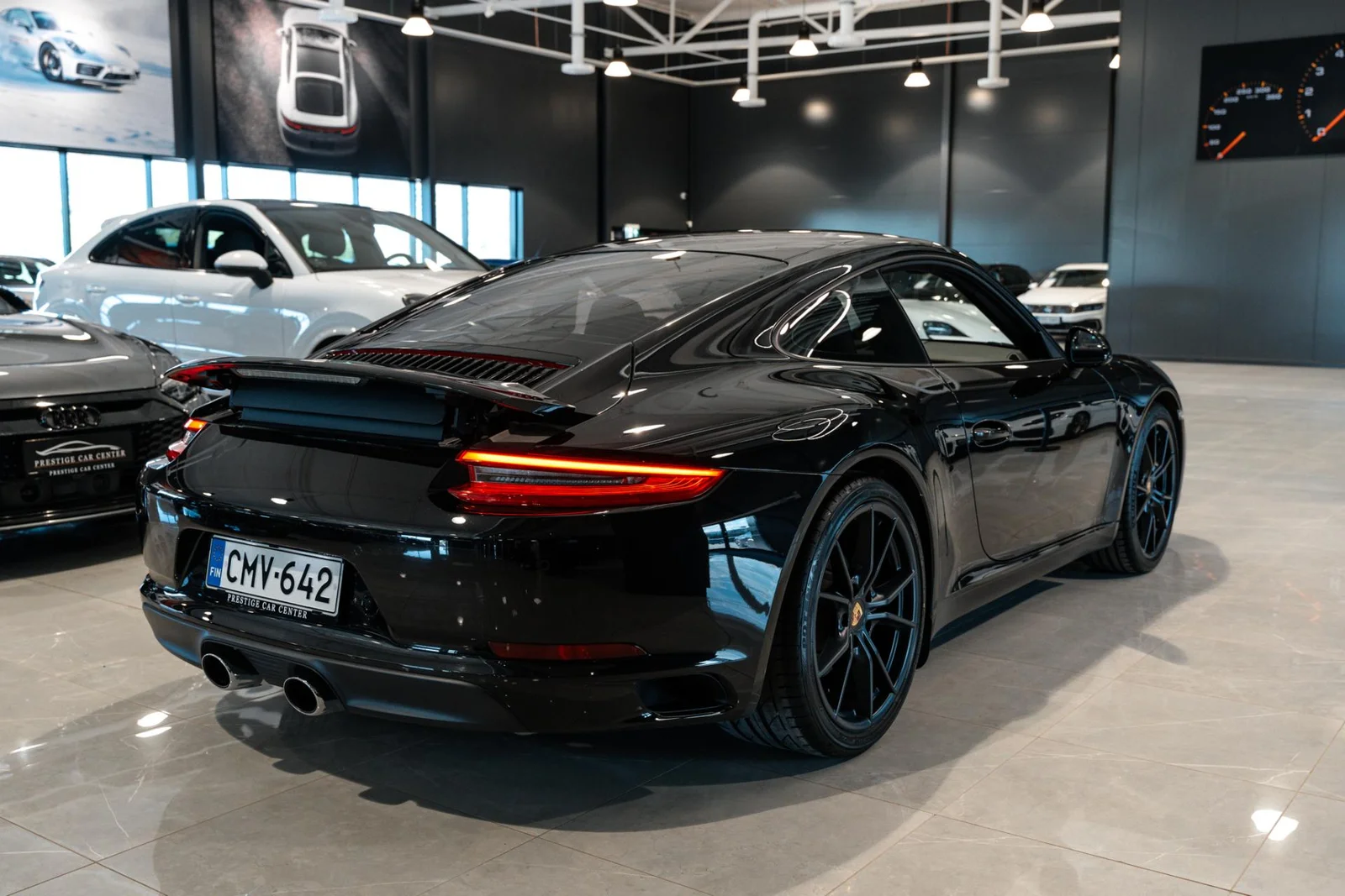 Porsche 911 Carrera Coupé PDK Sport-putkisto Sport Chrono BOSE PDLS PASM, kuva 8