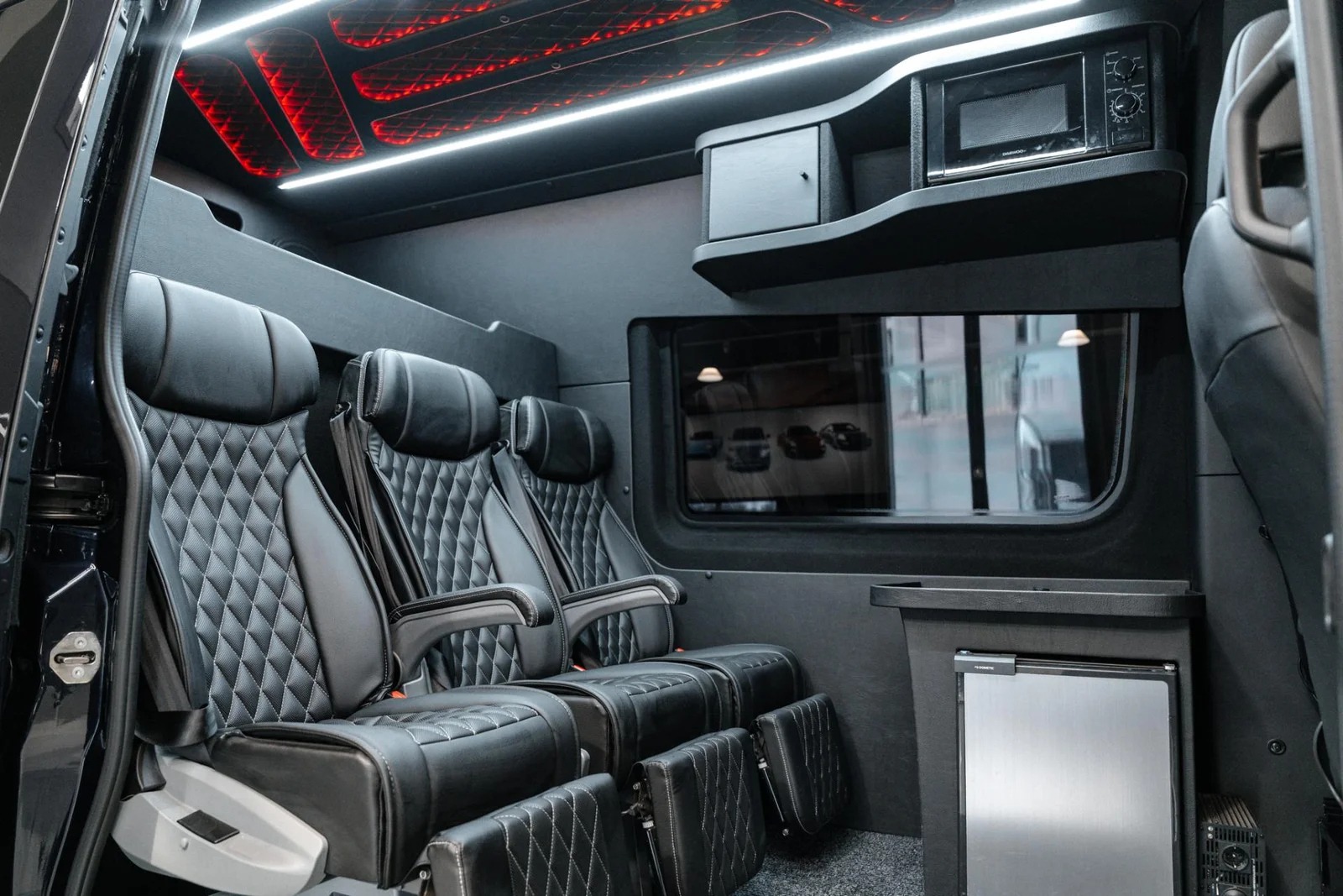 Mercedes-Benz Sprinter 319CDI RWD-3,5/43K pitkä A3 A, kuva 13