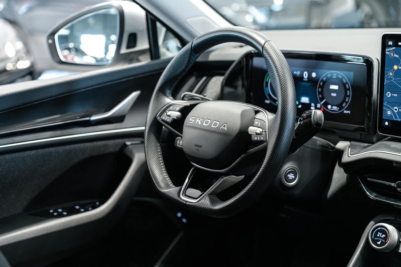 Skoda Kodiaq 1.5 TSI PHEV Selection Explore Edt. DSG Autom. / Pidennetty tehdastakuu / ALV, kuva 11