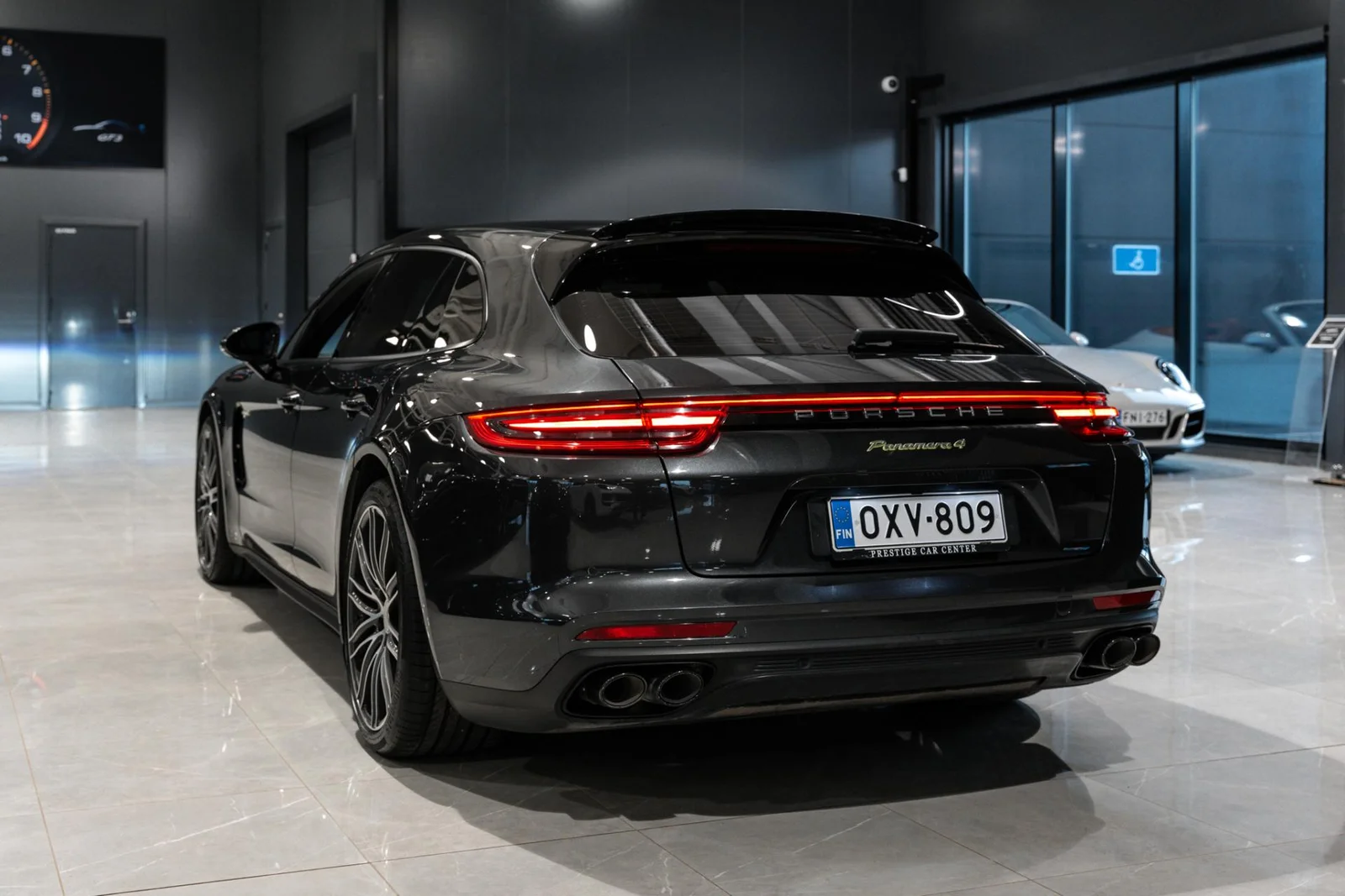 Porsche Panamera 4 E-Hybrid Sport Turismo Sport pakoputkisto / Panoraama, kuva 5