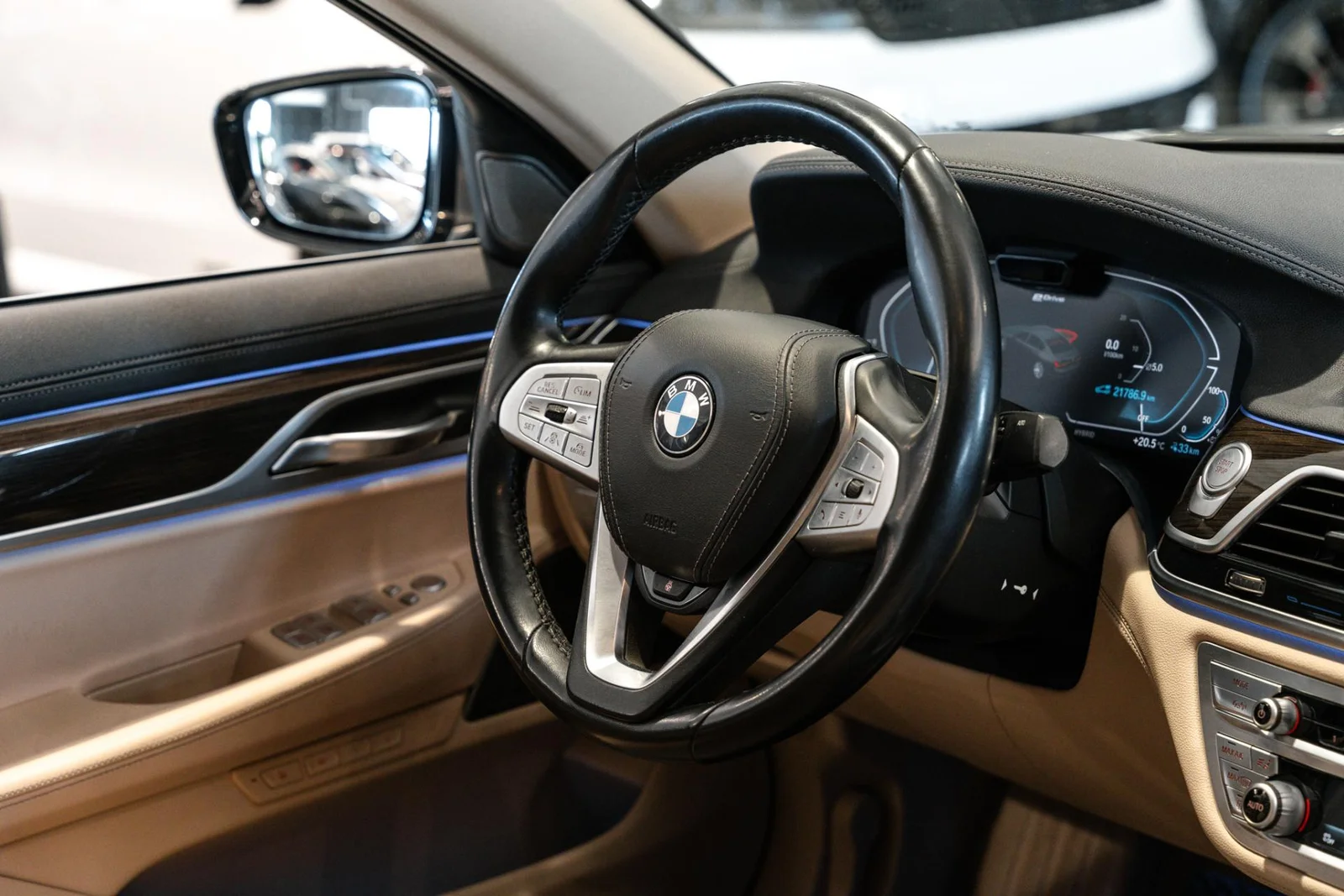 BMW 745 G12 Sedan 745Le A xDrive HUIPPUVARUSTELTU!, kuva 11