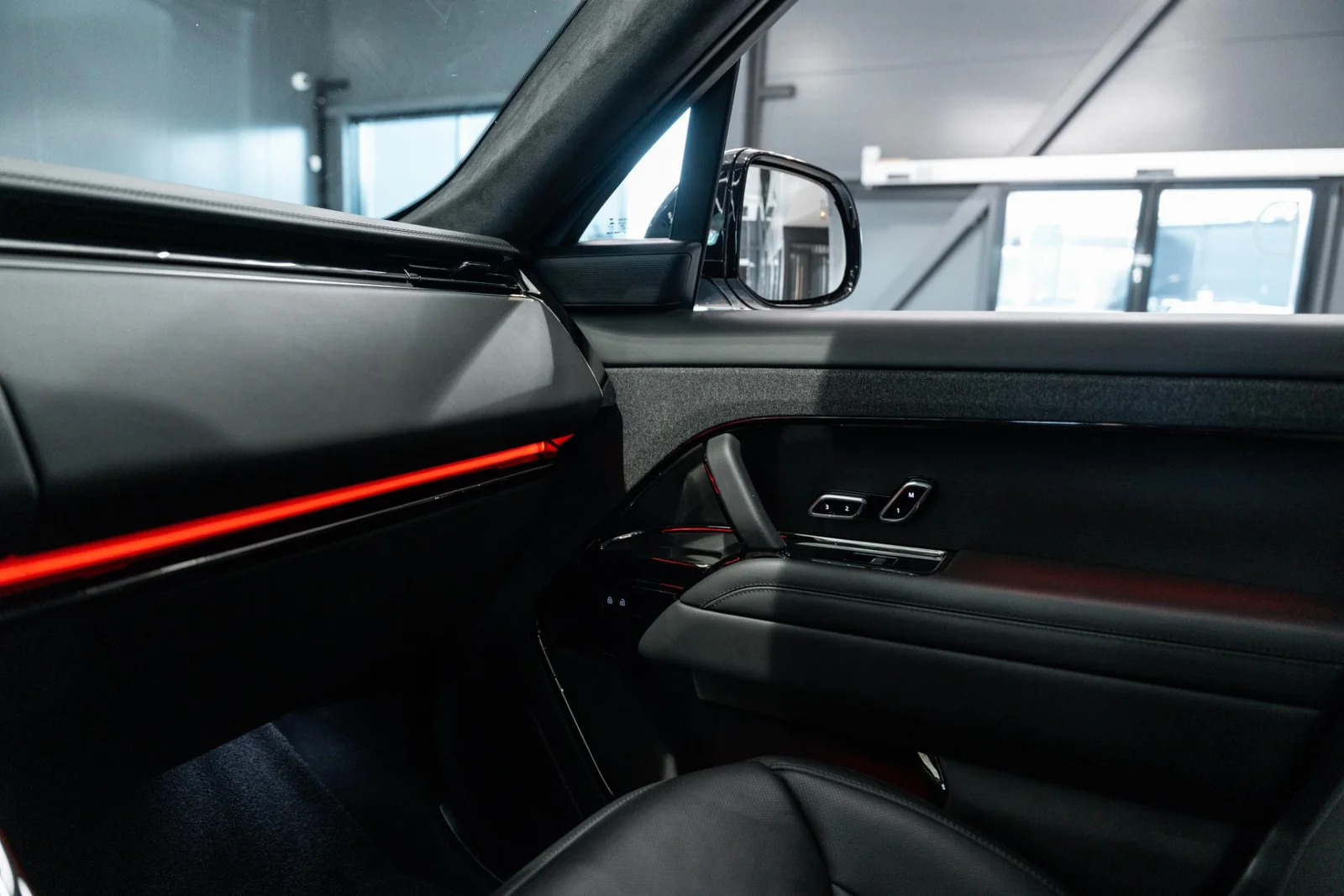 Land Rover Range Rover Sport P550e Plug-in Hybrid Autobiography HUIPPUVARUSTELTU!!, kuva 16