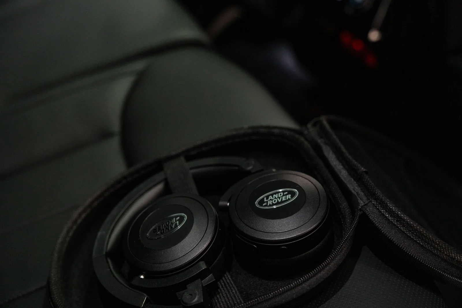 Land Rover Range Rover Sport P550e Plug-in Hybrid Autobiography HUIPPUVARUSTELTU!!, kuva 12