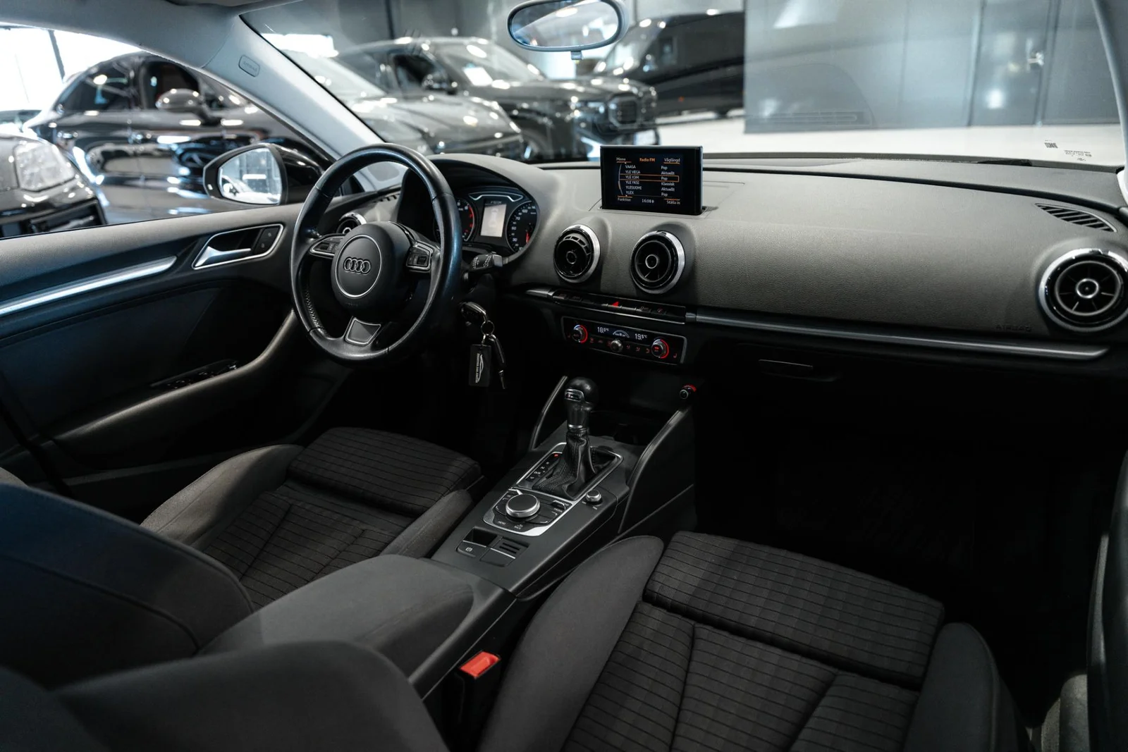 Audi A3 Sportback Business Sport 1,4 TFSI 90 kW S tronic, kuva 7