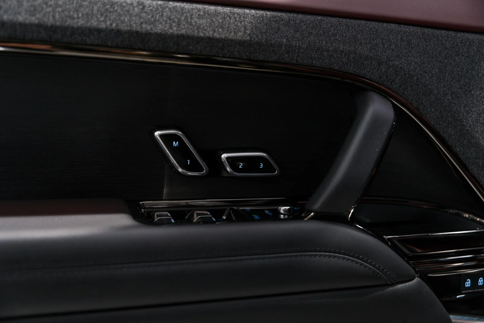 Land Rover Range Rover Sport P550e Plug-in Hybrid Autobiography, kuva 14