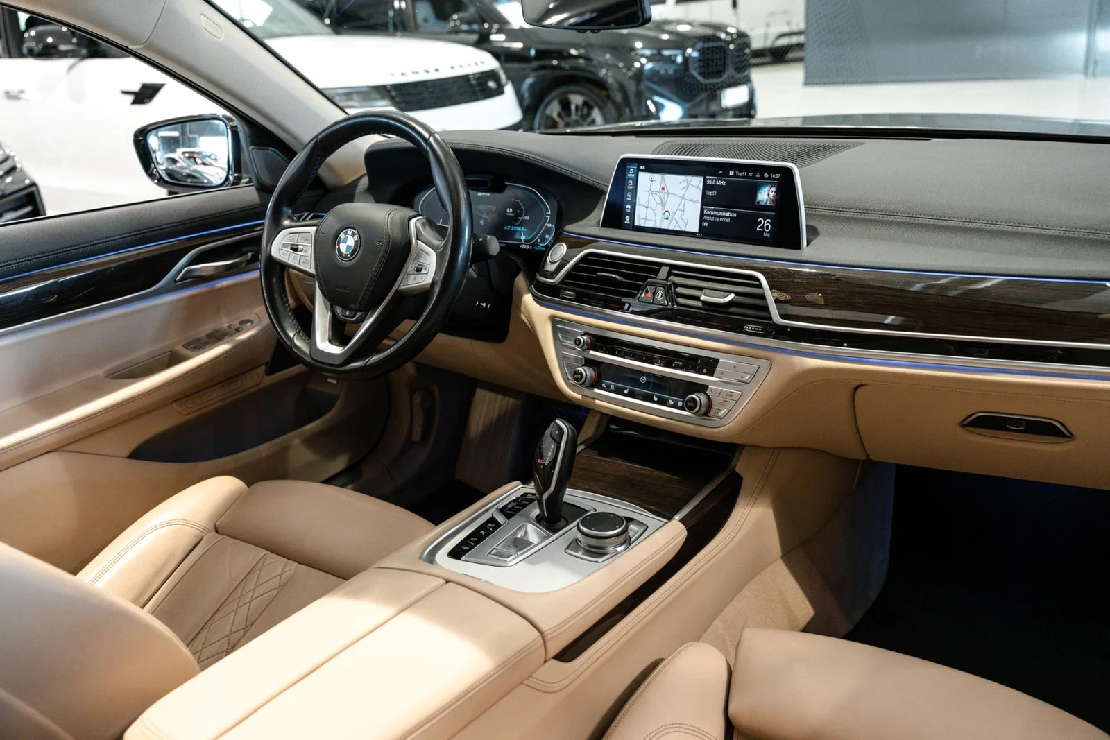 BMW 745 G12 Sedan 745Le A xDrive HUIPPUVARUSTELTU!, kuva 10