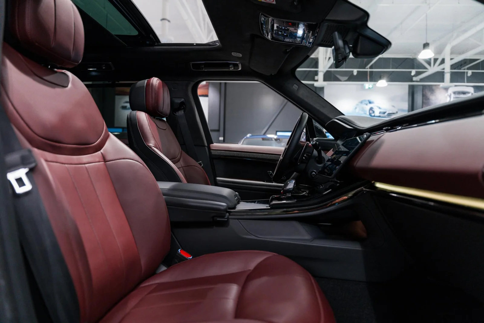 Land Rover Range Rover Sport P550e Plug-in Hybrid Autobiography, kuva 8