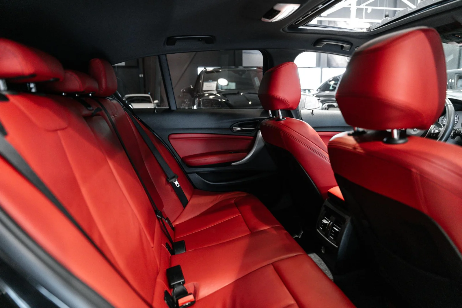 BMW M135i F20 Hatchback M135i A xDrive HUIPPUVARUSTELTU SUOMI-AUTO!, kuva 9