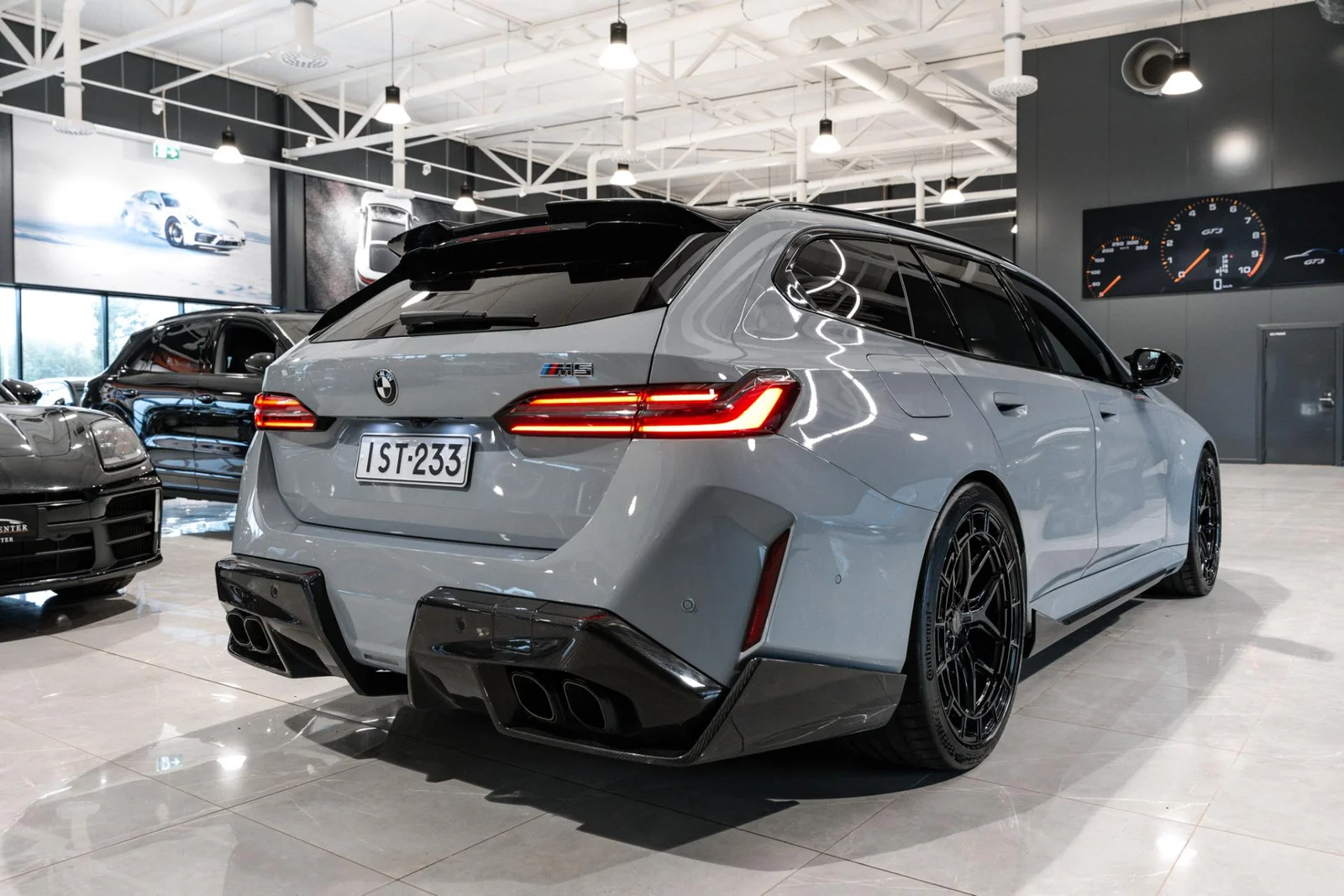 BMW M5 G99 Touring Akrapovic / Vossen / Hiilikuitu, kuva 8